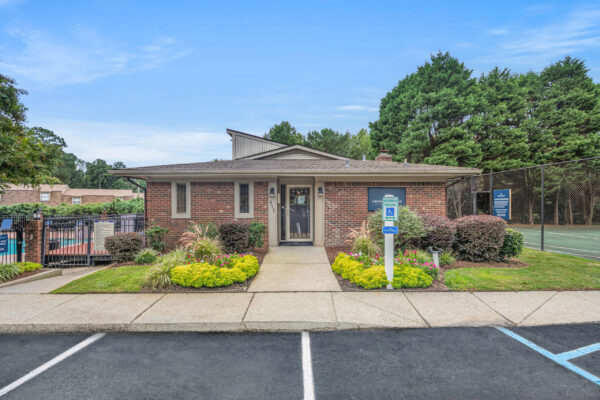 apartment leasing office exterior
